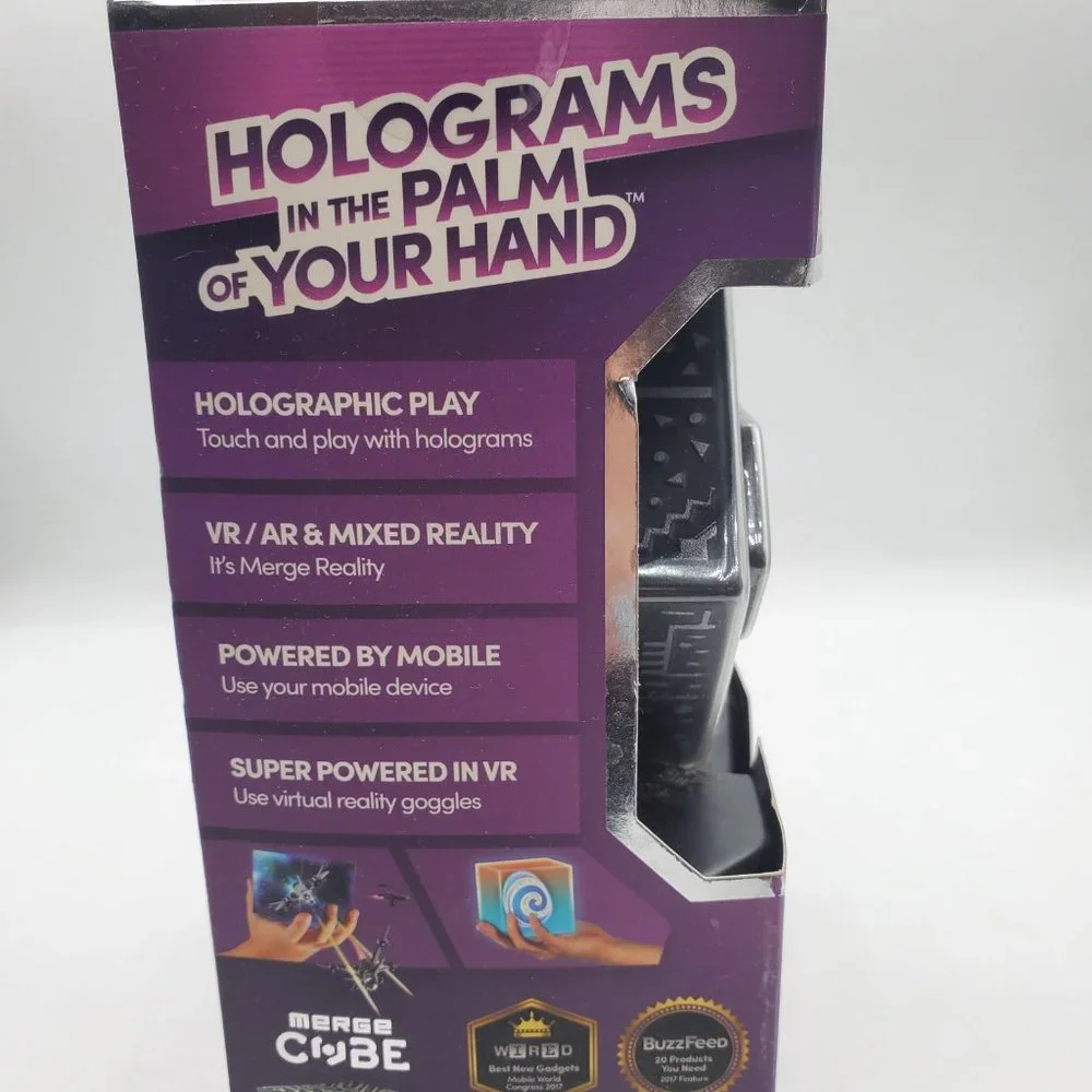 MERGE CUBE AUGMENTED & VIRTUAL REALITY SCIENCE & STEM EDUCATIONAL TOY